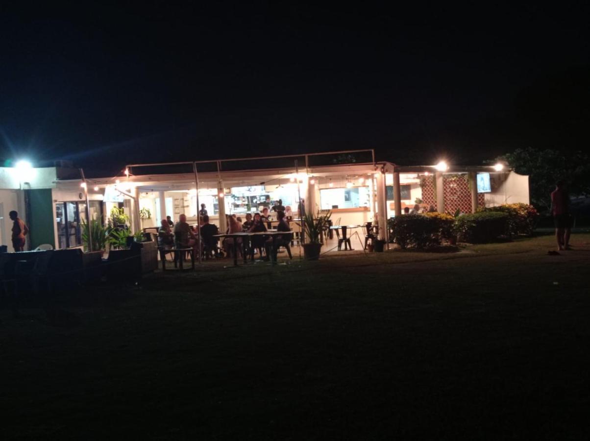 布里奇敦126 Friendship, Rockley Golf Club公寓 外观 照片